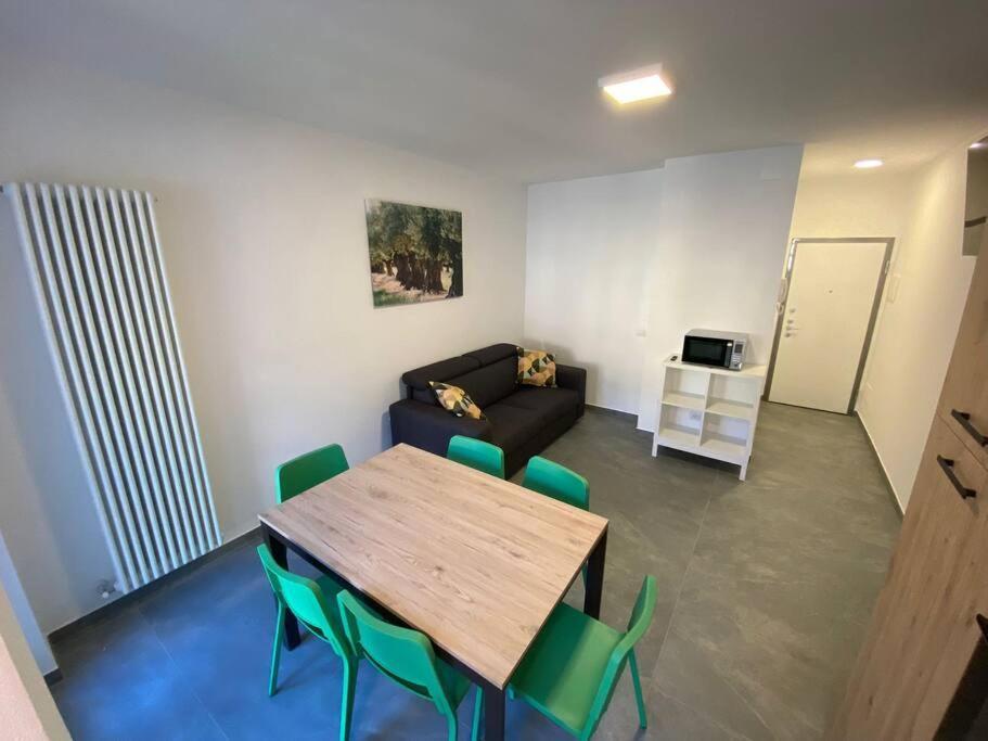 Casa Mattia Apartment Bellano Bagian luar foto